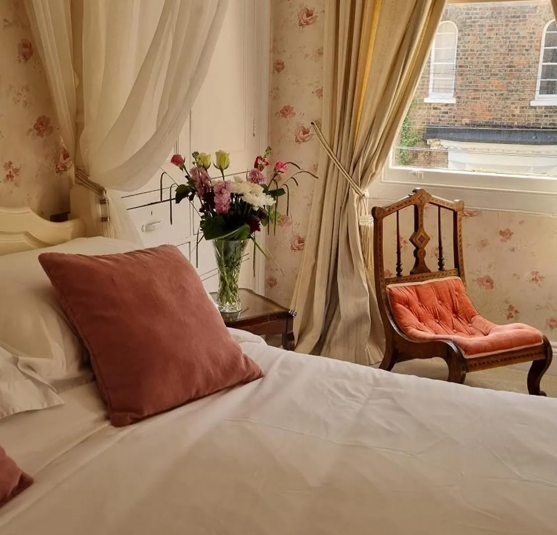 23 St Mary'S Bed and Breakfast Γιορκ