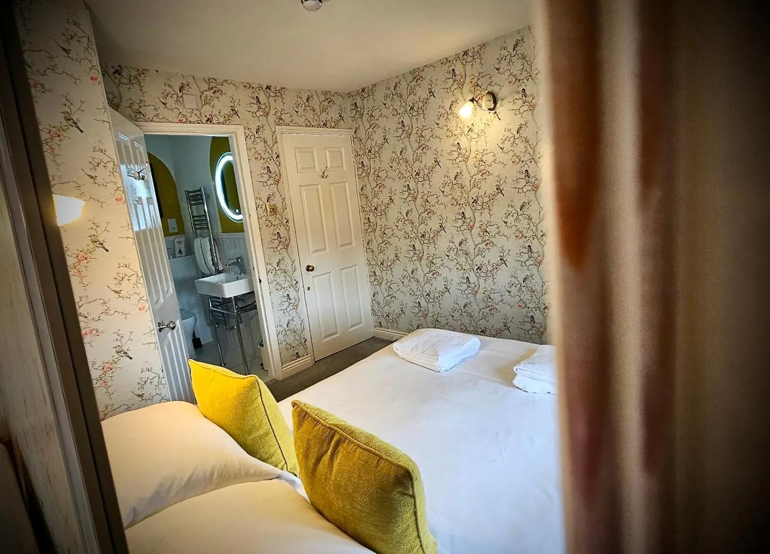 23 St Mary'S Bed and Breakfast Γιορκ
